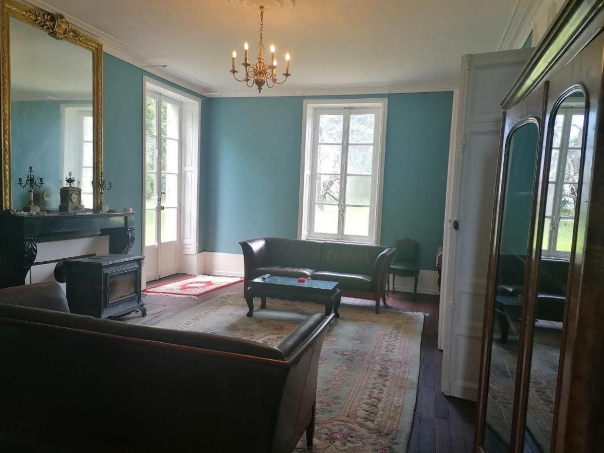 Chateau De Maucouvent Frühstückspension